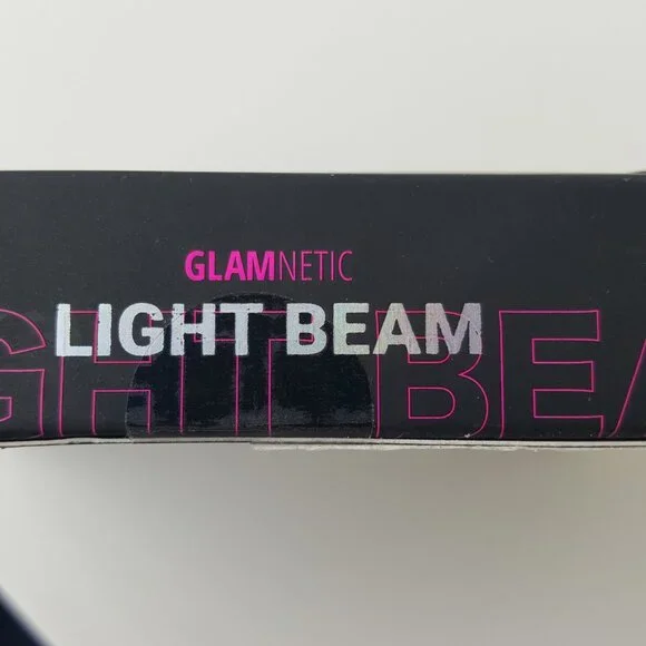 GLAMNETIC ! Light Beam Nails - Picture 2 of 4